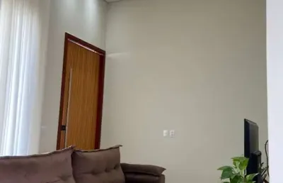 Casa com 3 quartos à venda na rua vinte e três, 212, jardim residencial veneza, indaiatuba, 90 m2 por r$ 689.000