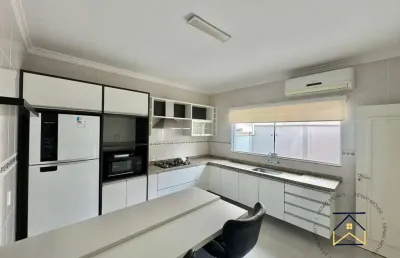 Casa em condomínio fechado com 3 quartos à venda na rua pupunha, 344, villaggio di itaici, indaiatuba por r$ 1.007.000