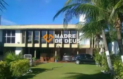 Casa em condomínio fechado com 5 quartos à venda na des. péricles ribeiro, 44, loteamento parque das fontes, aquiraz por r$ 950.000