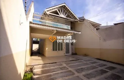 Casa em condomínio fechado com 4 quartos à venda na rua tabelião joaquim coelho, 926, sapiranga, fortaleza por r$ 700.000