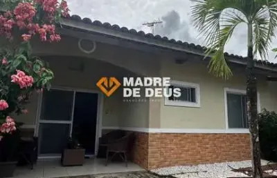 Casa em condomínio fechado com 3 quartos à venda na rua aurino colares, 85, lagoa redonda, fortaleza por r$ 380.000