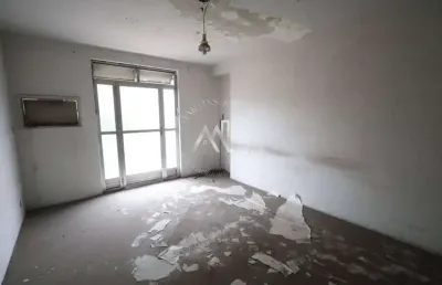 Excelente apartamento 2 quartos, amplo e espaçoso, com suíte, dependência completa e vaga de garagem