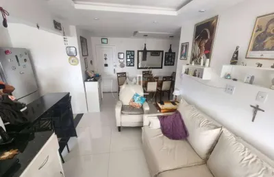 Excelente apartamento 2 quartos, sendo uma suíte, com vaga de garagem, em condomínio com infraestrutura completa