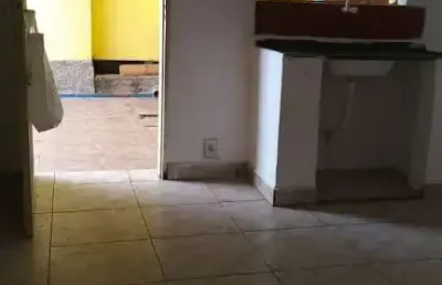 Casa com 2 quartos à venda na Rua Vinte e Um de Abril, 97, Centro, Diadema