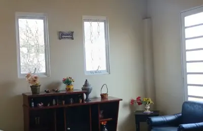 Casa com 3 quartos à venda no Jardim dos Gomes, São José do Rio Preto 