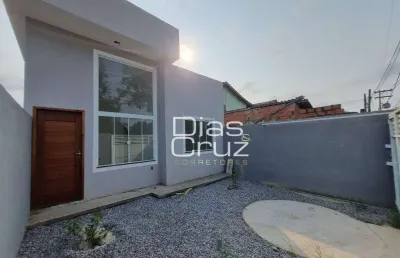 Casa linear no terra firme com 2 quartos, rio das ostras