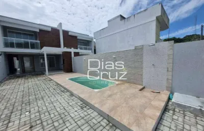 Duplex no costazul em rio das ostras com 3 suítes, piscina e área gourmet!