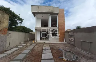 Casa com 3 quartos à venda, 165 m² por r$ 900.000 - terra firme - rio das ostras/rj