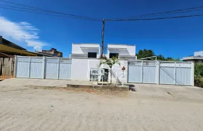 Casa na primeira quadra com 2 quartos à venda, enseada das gaivotas - rio das ostras/rj