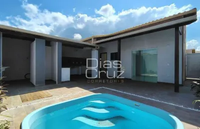 Casa com piscina em condomínio exclusivo - chácara mariléa, rio das ostras