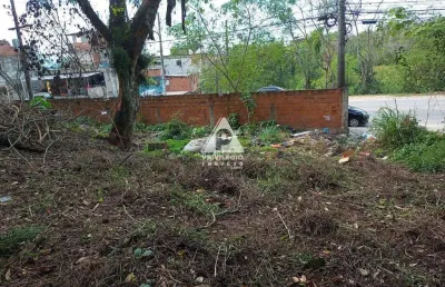 Lote 15 composto por dois lotes 950 m² e 2.324 m² vargem grande