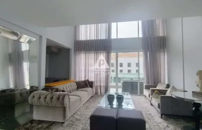 Apartamento duplex, 3 quartos, 1 suíte, 2 salas, 2 vagas peninsula