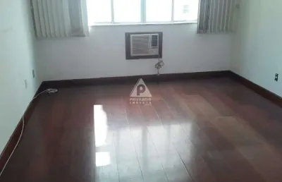 Excelente apartamento de 2 quartos na rua alzira brandão ao lado do metrô da são francisco xavier e do largo da segunda feira, policlínica naval.