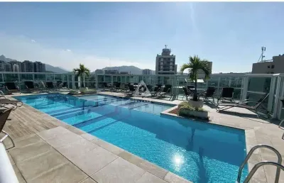 Apartamento à venda com 2 quartos, sendo 1 suite, varandão e infra total. próximo ao metrô e ao shopping tijuca