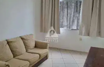 Apartamento 2 quartos com dependência completa e vaga de garagem com 69 m² no maracanã