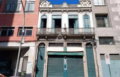 Casa de rua, comercial, mezanino, galpão, 2 escrtórios, 5 banheiros, varanda, 640m².