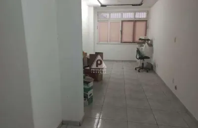 Sala comeercial a venda 150 metros do metro saens pena , tijuca