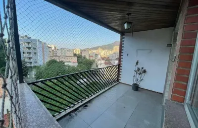 Apartamento 2 quartos com suíte, varanda e vaga escriturada em vila isabel.