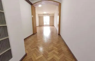 Maravilhoso apartamento 2 por andar com 3 quartos sendo 1 suite amplo e arejado na rua conde de bonfim próximo metrô da são francisco xavier