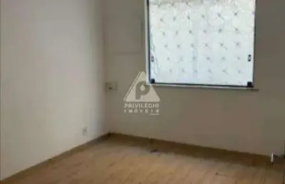 Apartamento de 2 quartos à venda, com vaga no rio comprido, próximo ao metro afonso pena