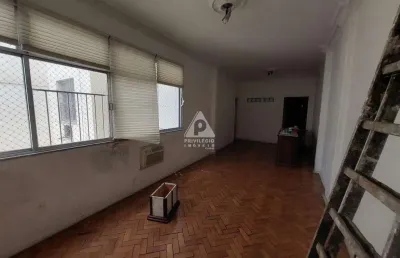 Apartamento a venda no maracana com 3 quartos e mais de 100m