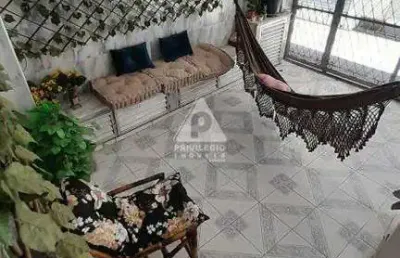 Apartamento duplex reformado 129m² – 4 quartos e 2 vagas no andaraí/rj