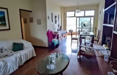 Apartamento de 2 quartos, suite, vista mar em um dos melhores prédios de copacabana