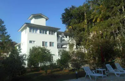 Casa de condomínio à venda, 4 suítes, 1 vaga, carlos guinle - teresópolis/rj