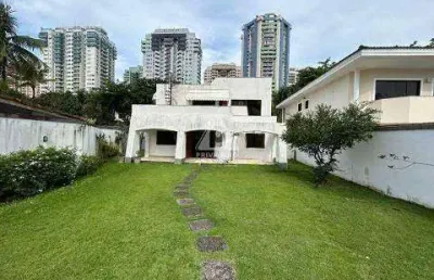Excelente casa 4 quartos - condominio no coração da barra da tijuca