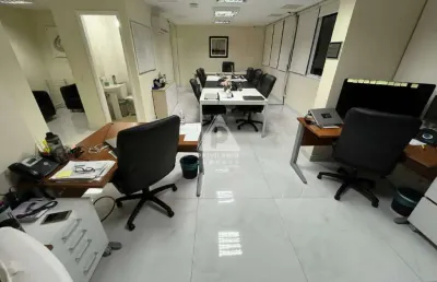 Oportunidade única: 3 salas juntas com 78m² na olof palm