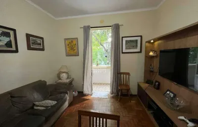 Privilegio vende excelente apartamento coladinho na praça afonso pena rua sem saída com segurança 24 horas arborizada prédio colonial sem elevador .