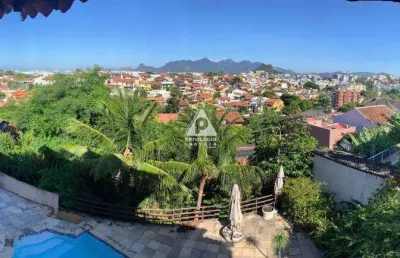 Casa quadriplex em condomínio 5 quartos 3 suites com hidro sala 3 ambientes varandas e garagem