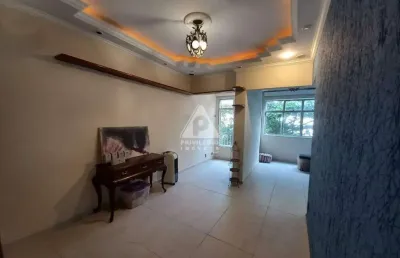 Apartamento à venda 3 quartos com vaga na escritura - rua transversal no posto 3 - copacabana.