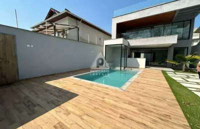 Casa triplex , 330 m², 5 suítes no condomínio interlagos de itaúna - barra da tijuca