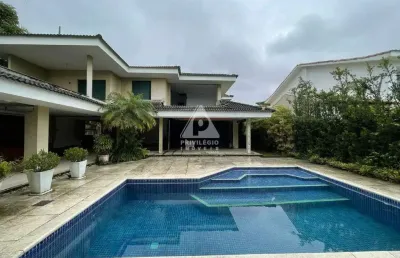 Casa à venda 4 suítes cond. novo leblon - barra da tijuca