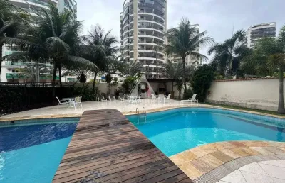 Belíssimo apartamento à venda, 3 quartos, barra olímpica.