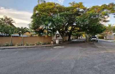 Casa linear reformada com 4 quartos, 2 suítes - condomínio lagoa mar norte - barra da tijuca