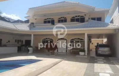 Casa triplex, 3 suítes, 8 vagas - 610 m² – barra da tijuca