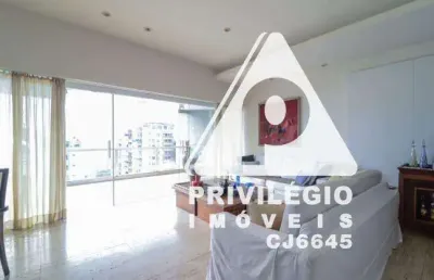 Apartamento à venda na lagoa, 3 quartos (sendo 3 suítes), varanda com piscina, dependência completa, 2 vagas.