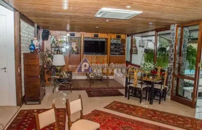 Casa jardim botânico com 4 quartos, piscina e sauna!!