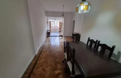 Apartamento de 2 quartos com vaga, à venda no catete!