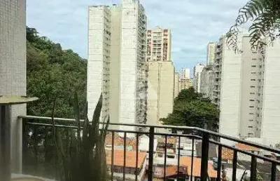Apto com varanda e dois quartos. suite . leme. - real residence apart hotel