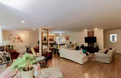 Apartamento em copacabana com 252m2, 4 quartos, 1 suíte e vaga na escritura