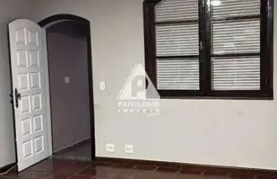 Casa com 2 quartos à venda na Rua Vassouras, --, Parque Anchieta, Rio de Janeiro