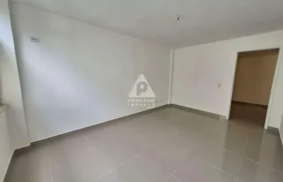 Sala comercial luxo | último andar | vista | 1 vaga | coração de ipanema