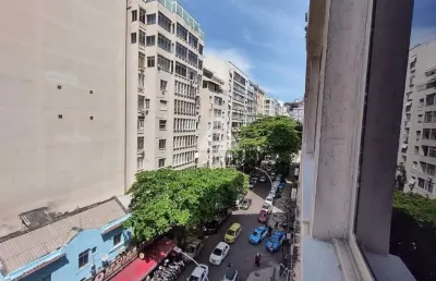 Sala, 3 quartos e dependencias completas próximo a praia e metro !!