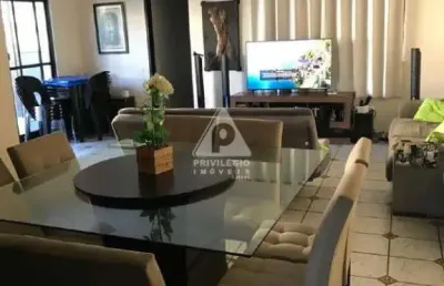 Cobertura 63m² posto 4 com 1 quarto próximo ao metrô. apx 60m² de área externa