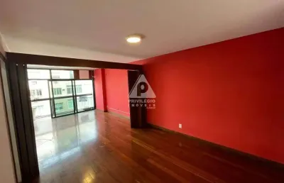 A vida dos seus sonhos te espera a passos do arpoador!