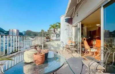 Cobertura duplex com 4 quartos, 5 banheiros, piscina e 1 vaga na escritura!! 186m²