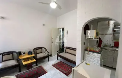 Sala e quarto em rua transversal!! vista livre. 32m²